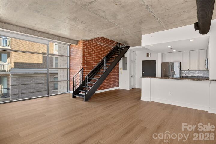Property Photo:  710 W Trade Street 501  NC 28202 