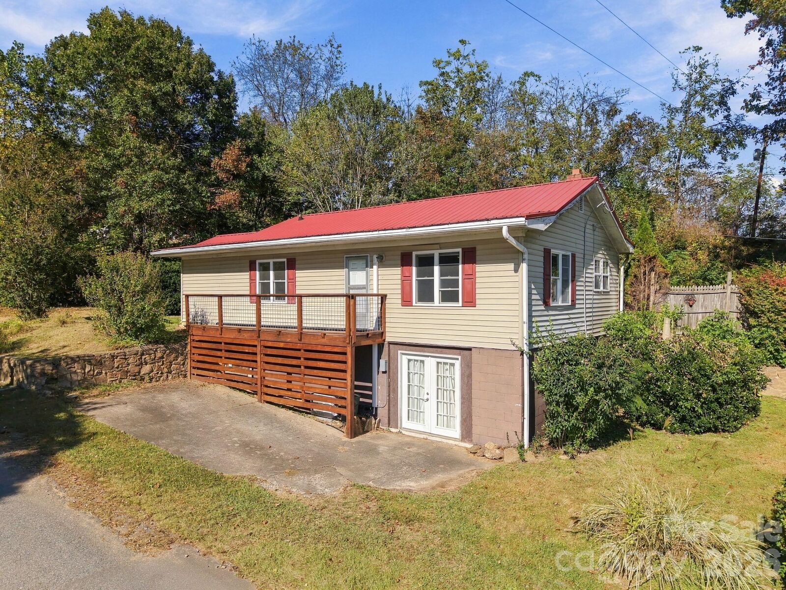 Property Photo:  10 McCracken Road  NC 28716 