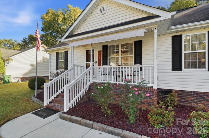 Property Photo:  321 Hill Street Street  NC 28120 