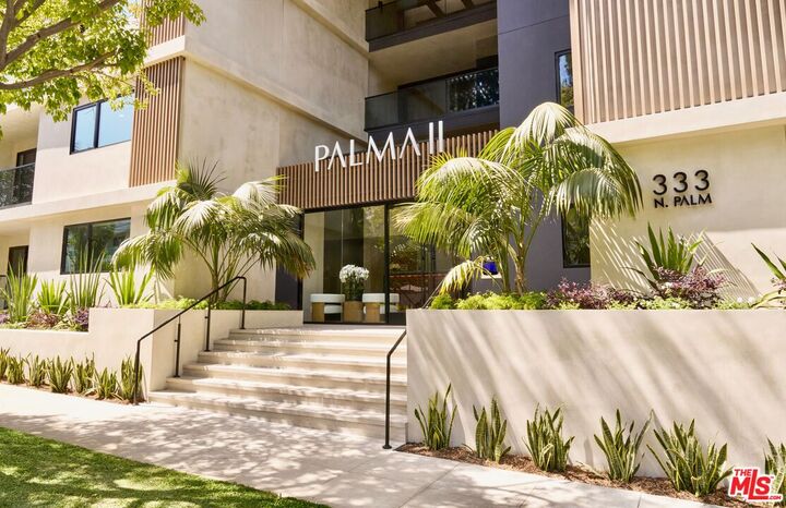 Property Photo: 333 N Palm Dr, Unit 404 CA 90210