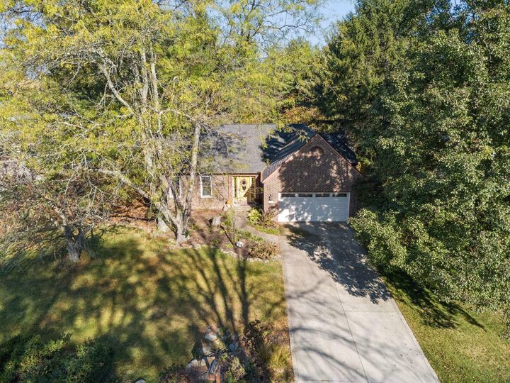 Property Photo:  4492 Shire Mill Road  OH 43026 