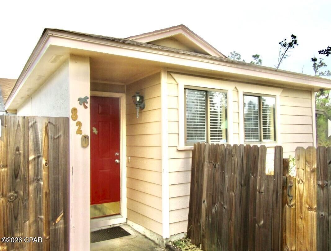 Property Photo:  820 Premier Drive  FL 32405 