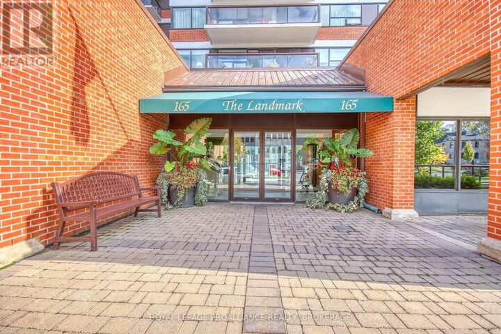 Property Photo:  165 Ontario Street 309  ON K7L 2Y6 