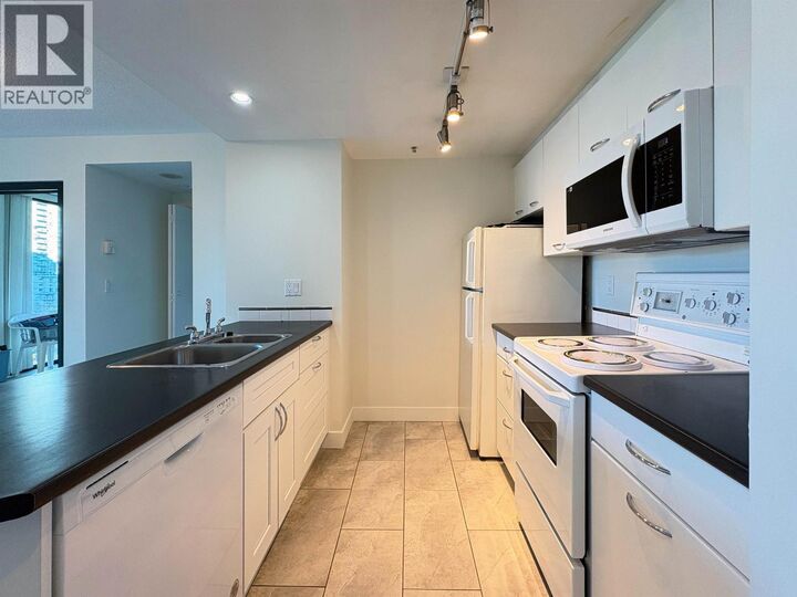 Property Photo: 1331 West Georgia Street 602 BC V6E 4P1