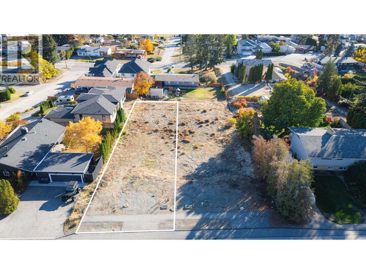 Property Photo:  950 Skyline Road  BC V1Z 1J7 