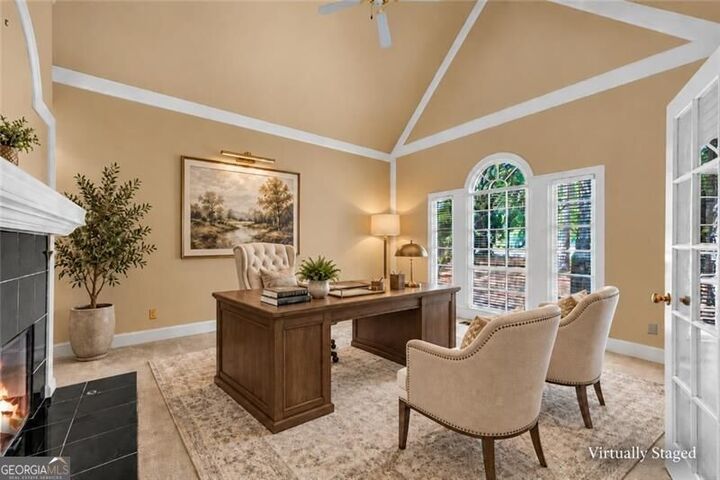 Property Photo:  1070 Abingdon Lane  GA 30022 