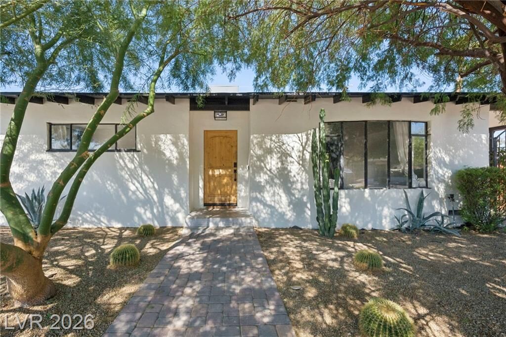 Property Photo: 1431 Griffith Avenue NV 89104