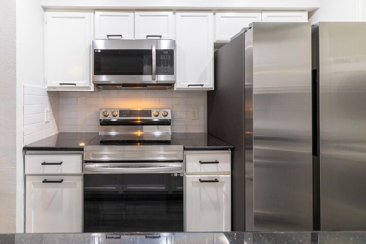 Property Photo:  14600 Fonmeadow Drive 807  TX 77035 