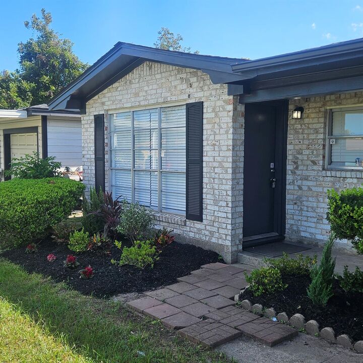 Property Photo: 2507 Jackson Street TX 77568