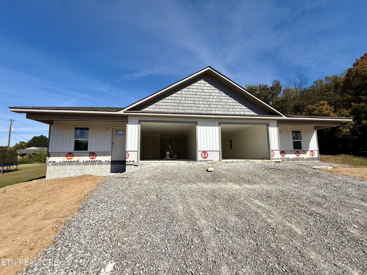 Property Photo: 118 Verton Drive 2 TN 37849