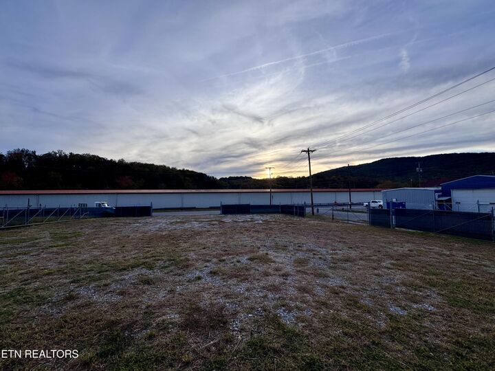 Property Photo:  418 Emory Drive  TN 37748 