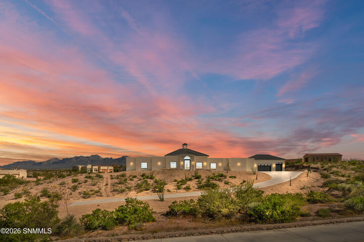 Property Photo:  5565 Vista Rico  NM 88011 