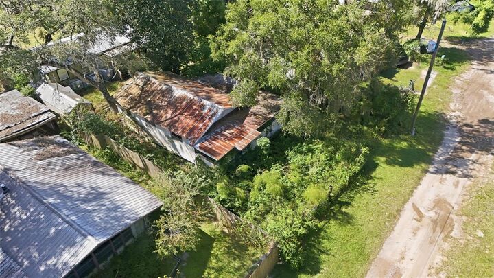 Property Photo:  25116 NE 133rd Street  FL 32134 