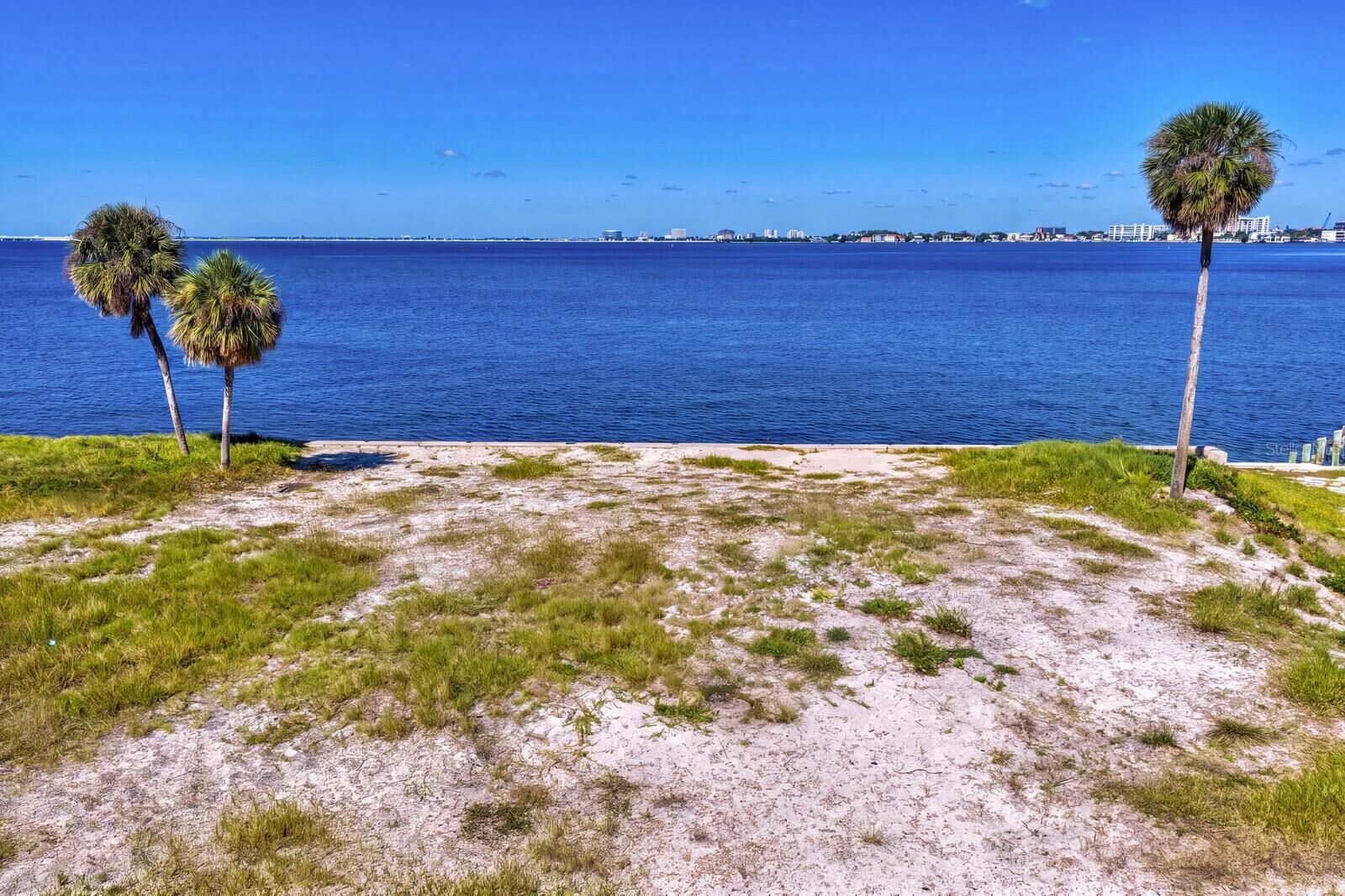 Property Photo: 5033 W San Miguel Street FL 33629
