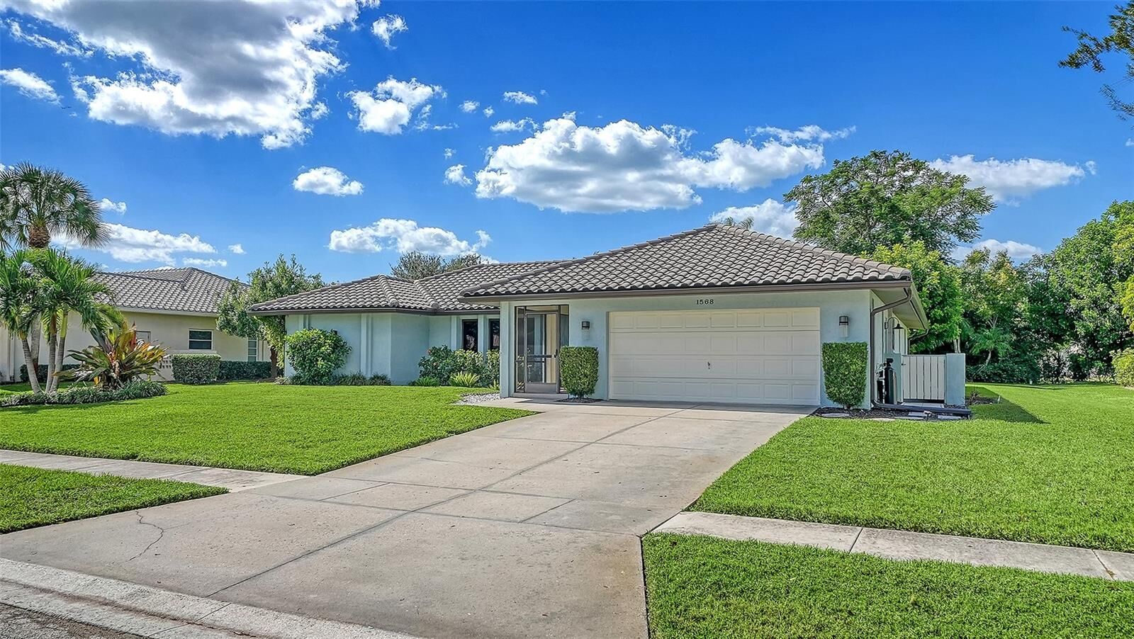 Property Photo: 1568 Vermeer Drive FL 34275