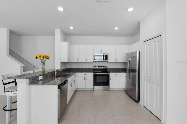 Property Photo: 10216 Honey Hammock Way FL 33576