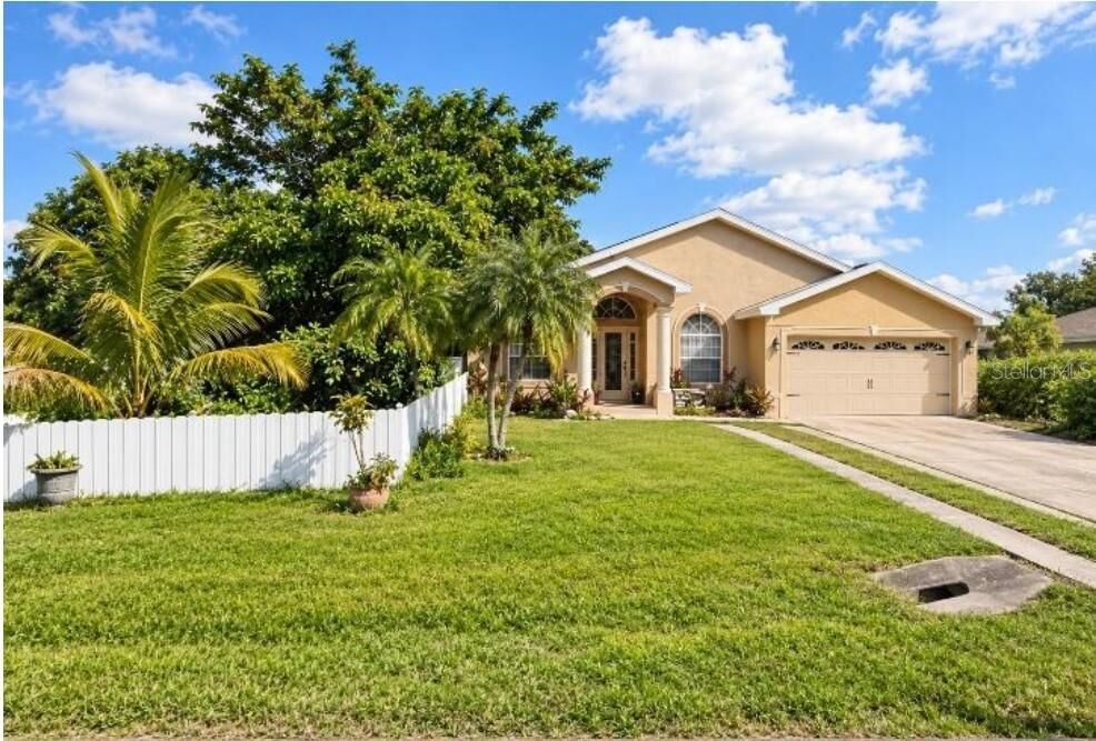 Property Photo:  8027 N Hale Avenue  FL 33614 