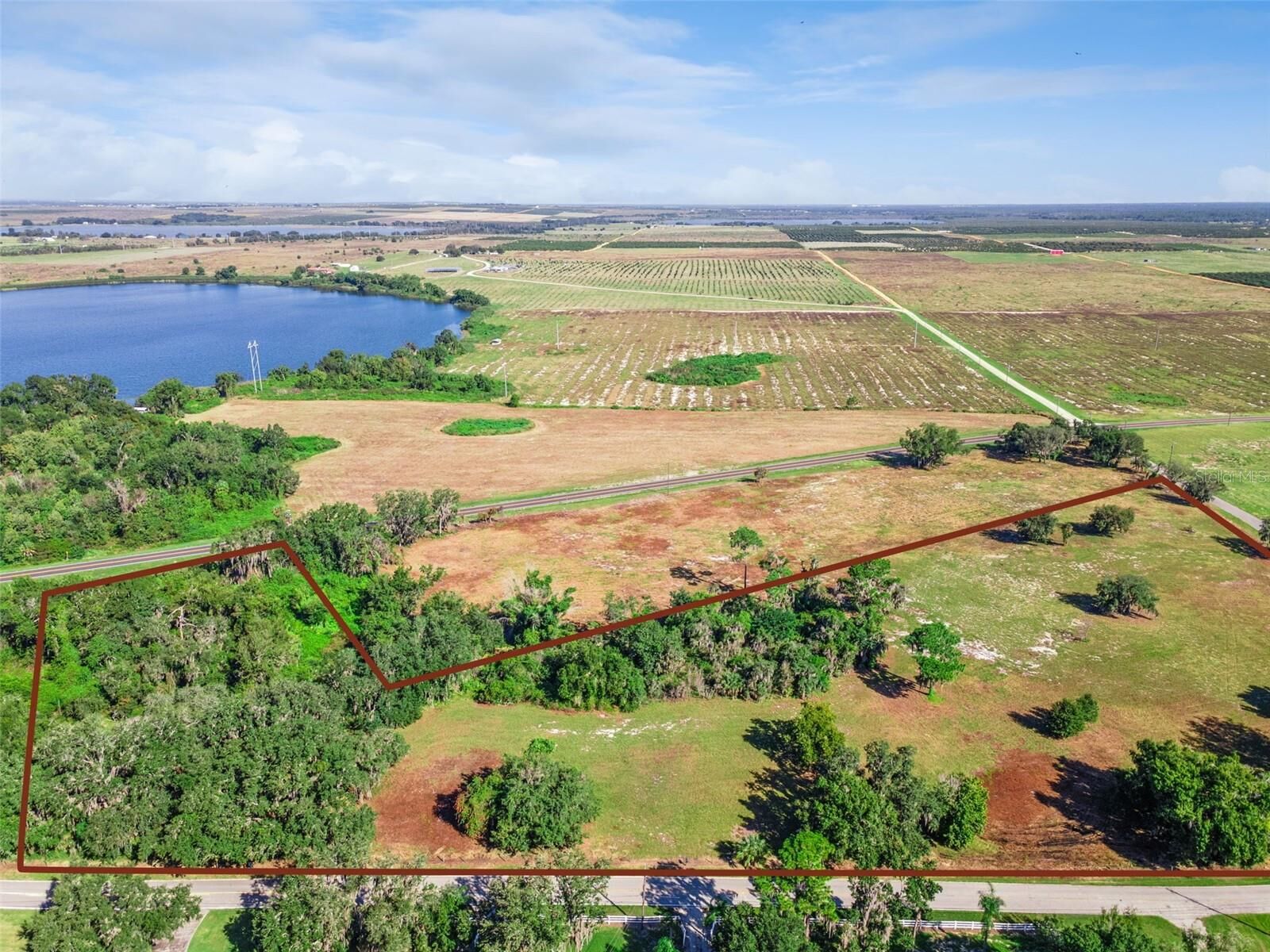 Property Photo:  742 N Lake Reedy Boulevard  FL 33843 