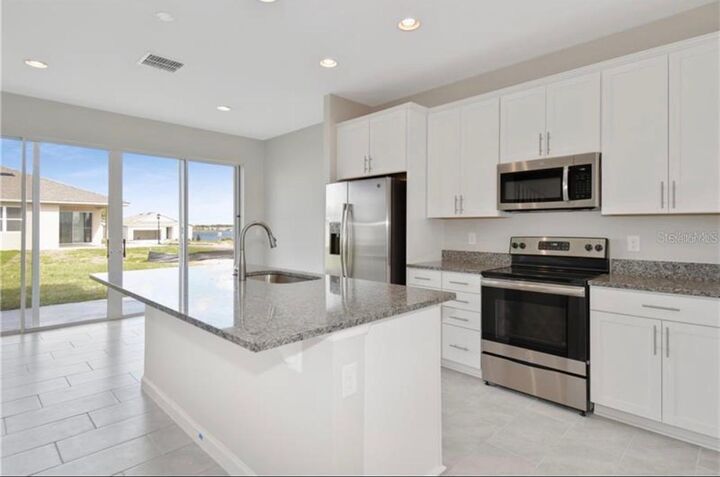 Property Photo:  588 Lake Smart Boulevard  FL 33881 