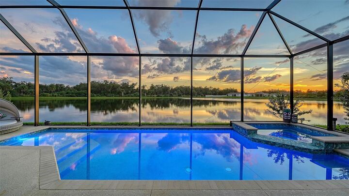 Property Photo: 3929 Mossy Limb Court FL 34221