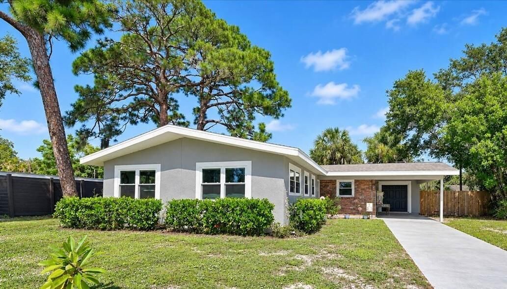Property Photo:  3103 Browning Street  FL 34237 