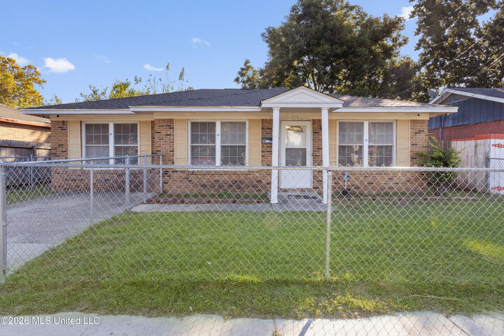 Property Photo:  270 Nixon Street  MS 39530 