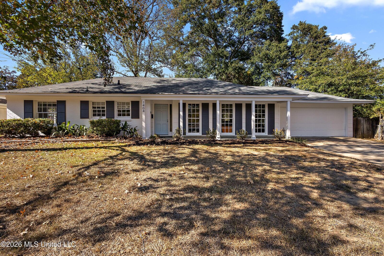 Property Photo:  1404 Plantation Boulevard  MS 39211 