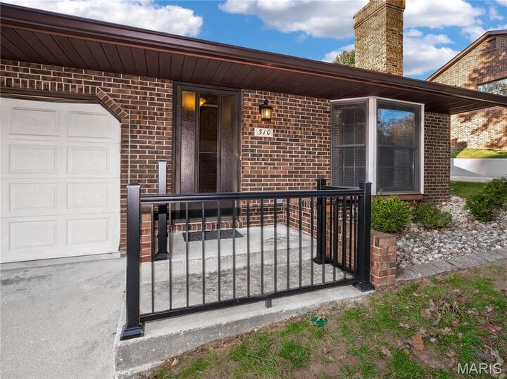 Property Photo: 310 Northcrest Drive IL 62234
