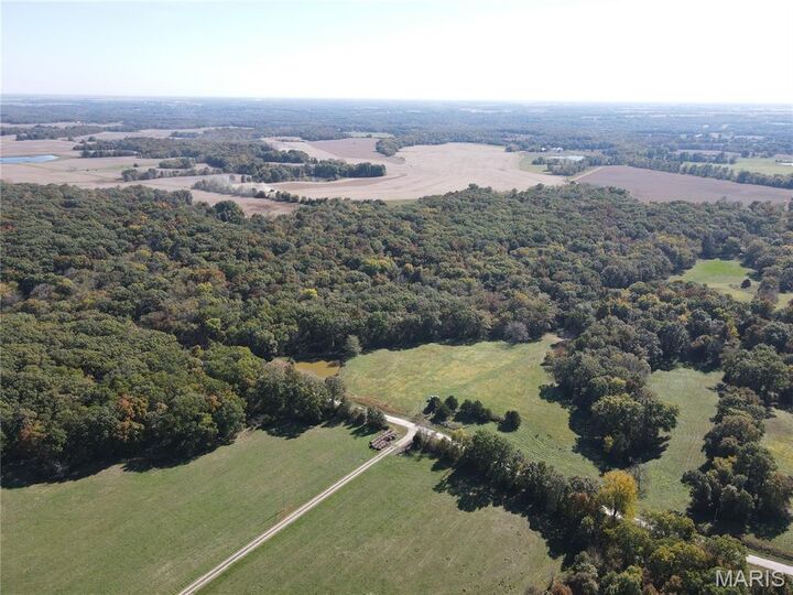 Property Photo: 70 Marion County Road 204 MO 63456
