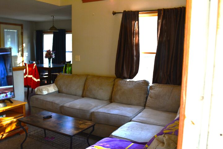 Property Photo: 170 W Spaulding Avenue W MI 49037