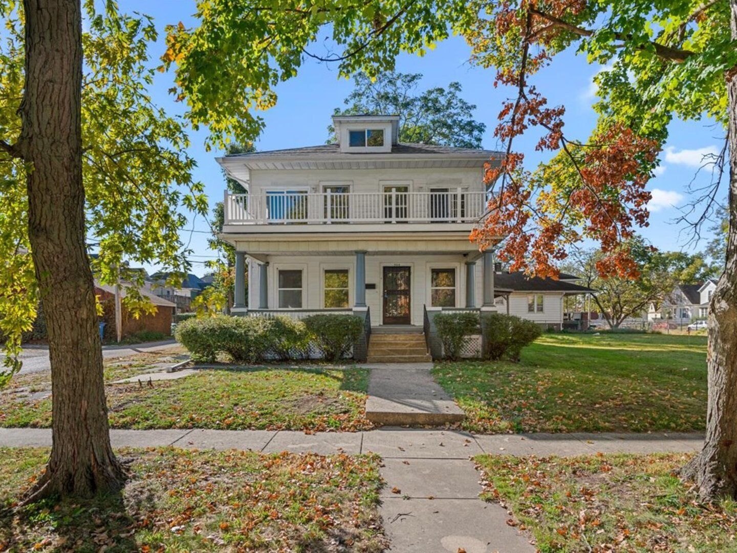 Property Photo: 308 E Canedy Street IL 62703