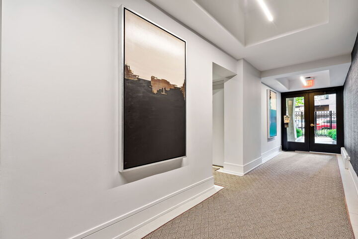 Property Photo:  1419 N State Parkway 605  IL 60610 