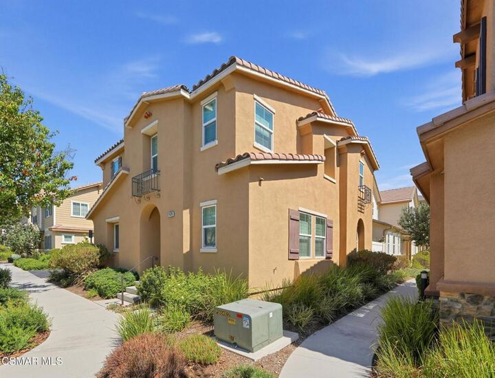 Property Photo:  27470 Poppy Court  CA 91350 