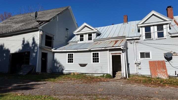 Property Photo:  30 High Street  ME 04953 
