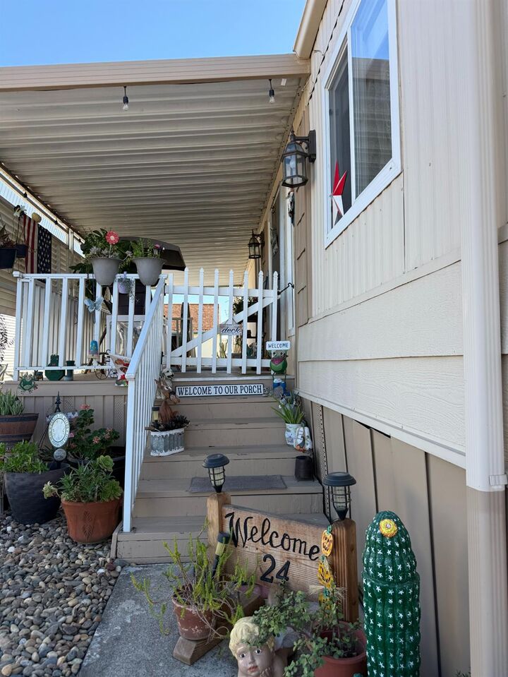 Property Photo:  604 Pringle Avenue 24  CA 95632 