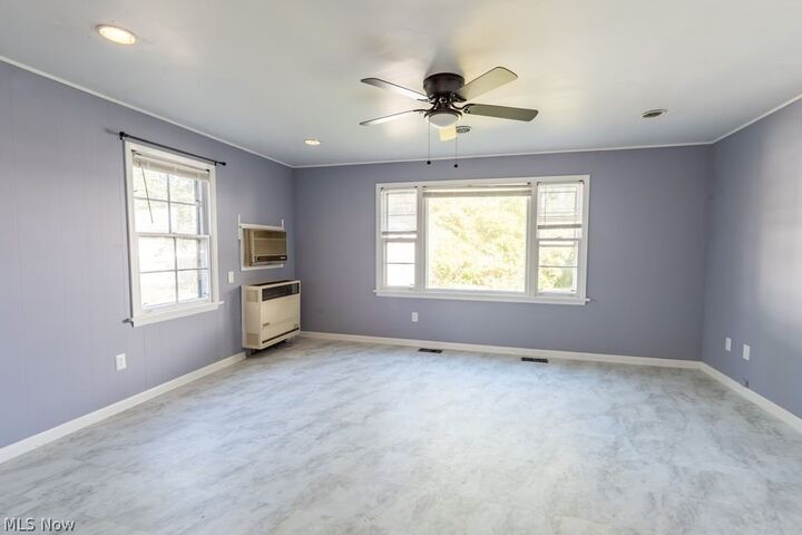 Property Photo:  4081 Bexley Boulevard  OH 44121 