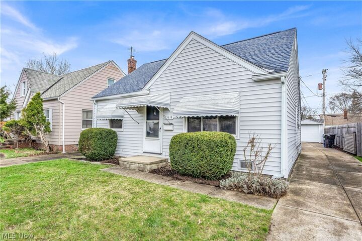 Property Photo:  13614 Terminal Avenue  OH 44135 