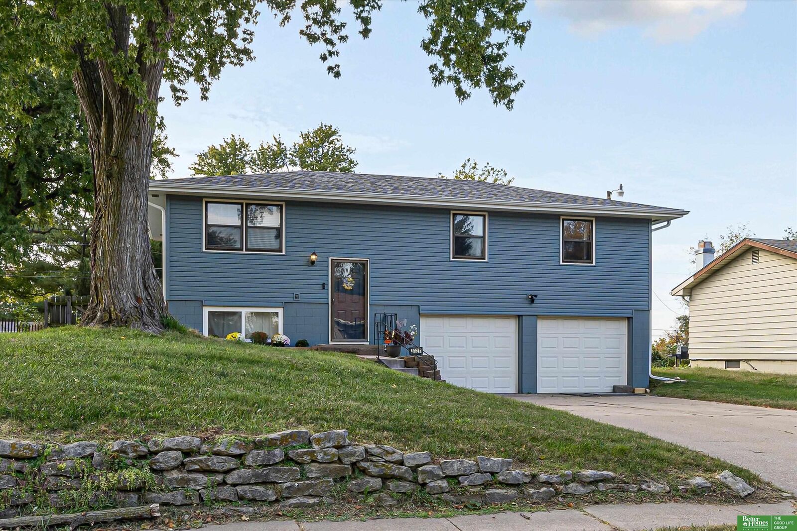 Property Photo:  8121 Corby Street  NE 68134 