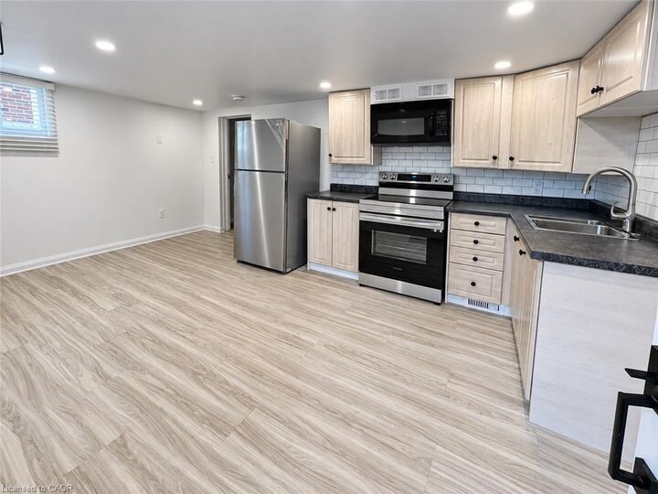 Property Photo: 305 Mill Street Lower ON N2M 3R8