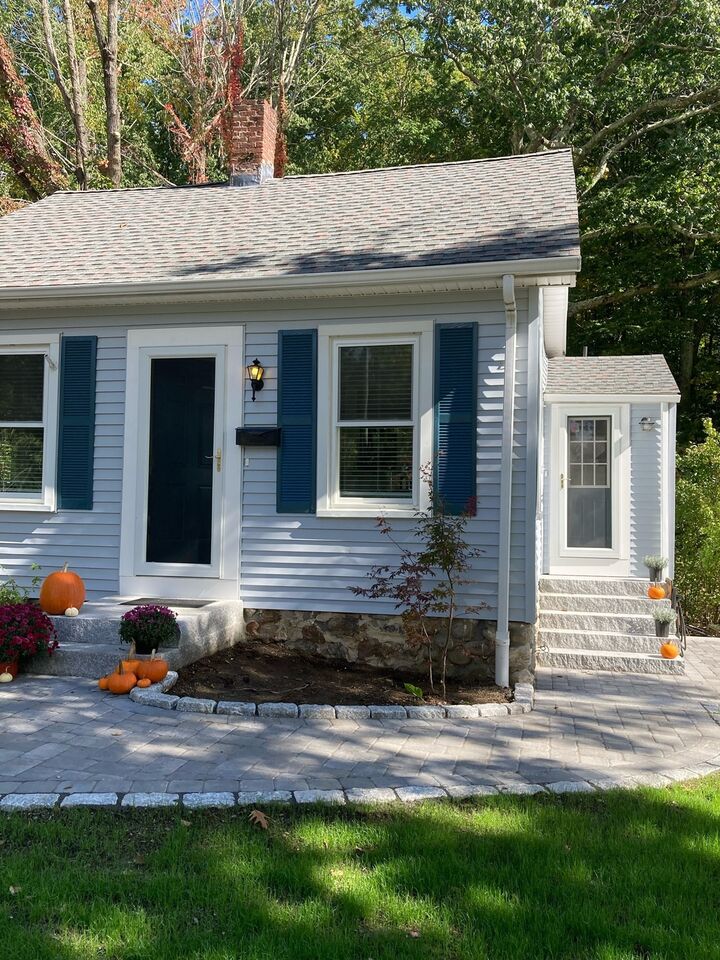 Property Photo:  48 Dawson Rd  MA 01602 