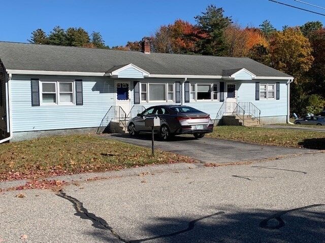 Property Photo:  107 Salisbury St. 107  MA 01826 