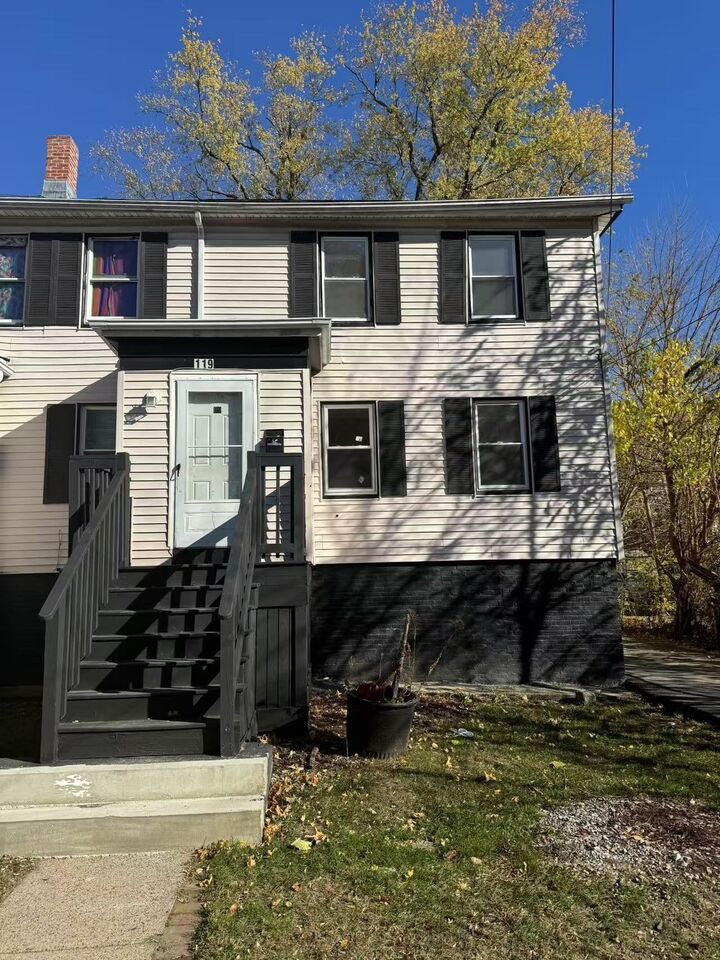 Property Photo:  119 Whitfield St 119  MA 02124 