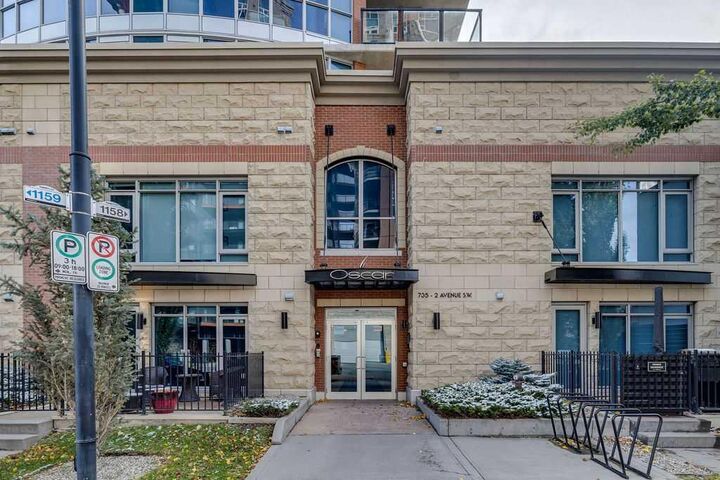Property Photo: 735 2 Avenue SW 603 AB T2P 0E4