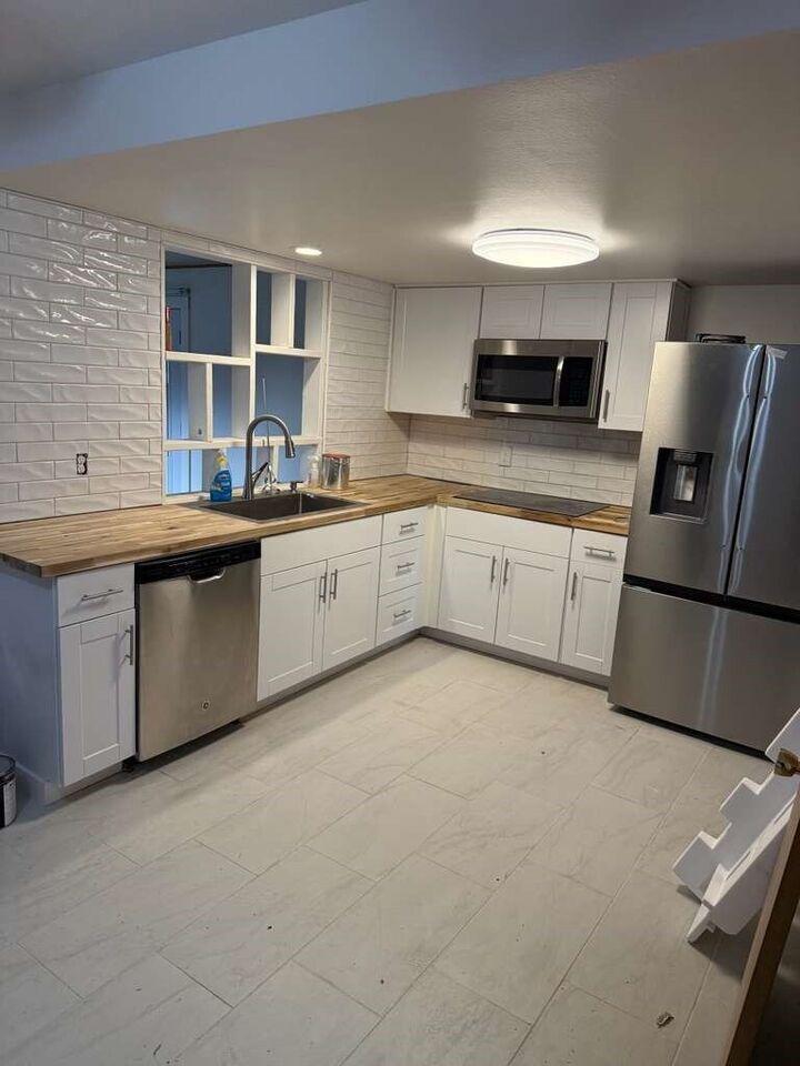 Property Photo:  2125  Elm Street SE  WA 98092 