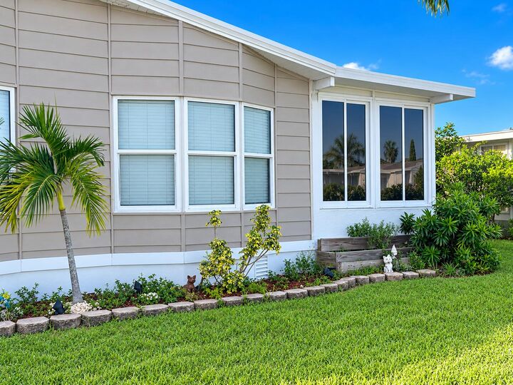 Property Photo:  1641 SW 64th Way  FL 33428 