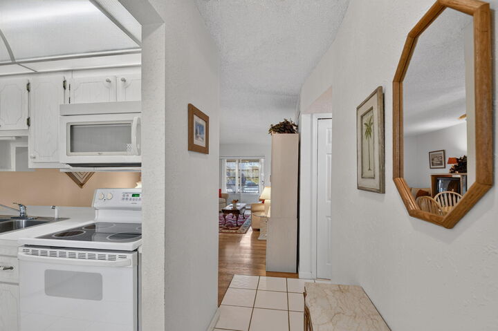 Property Photo: 2131 NE 1st Court 102 FL 33435