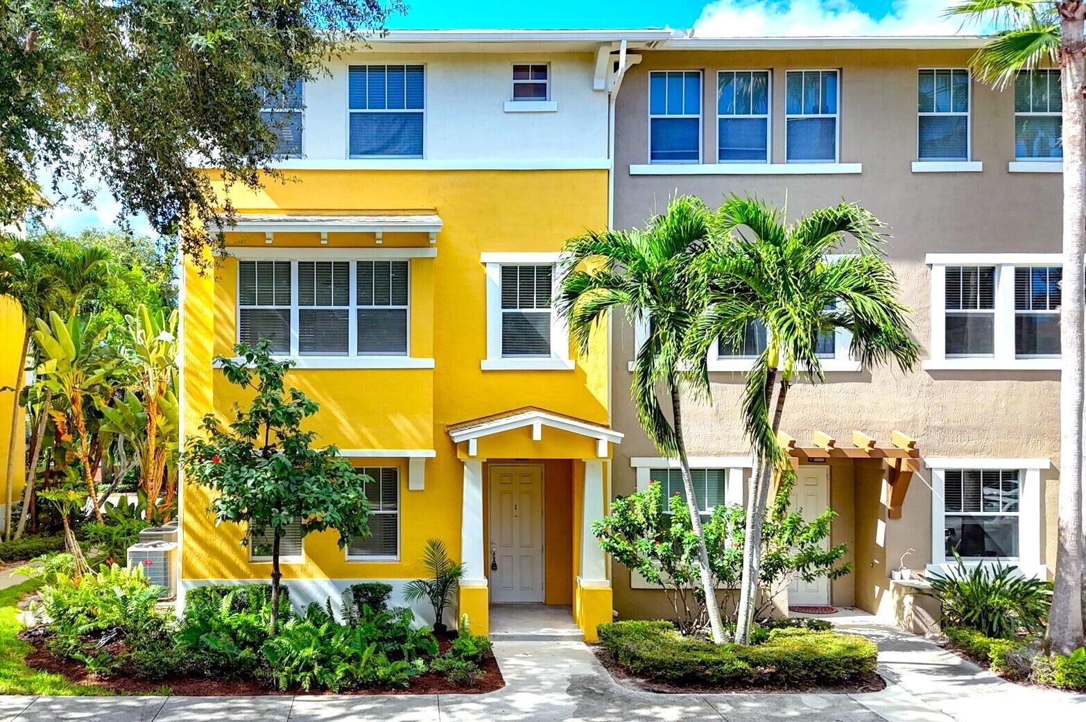 Property Photo:  840 Marina Del Ray Lane 1  FL 33401 
