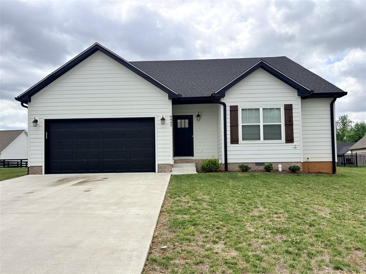 Property Photo: 6442 E Haven Way KY 42122