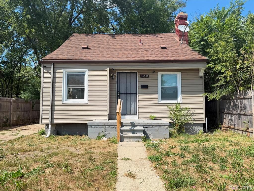 Property Photo: 14719 Houston Whittier Street MI 48205