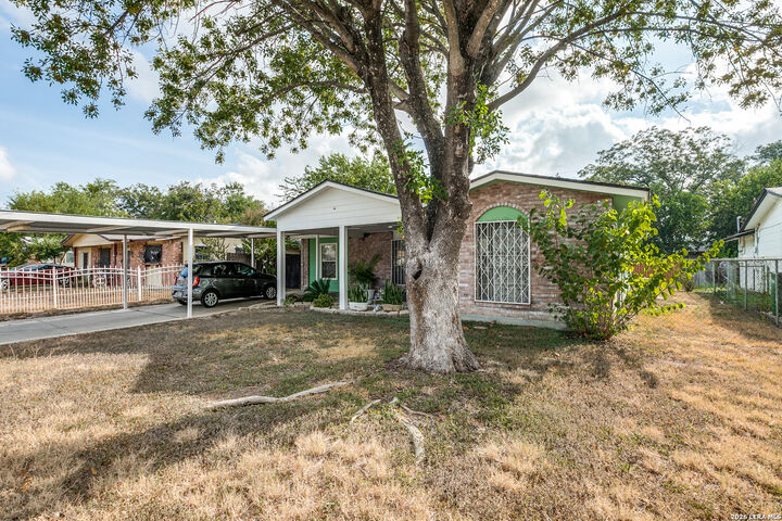 Property Photo:  9026 Perma Ln  TX 78224 